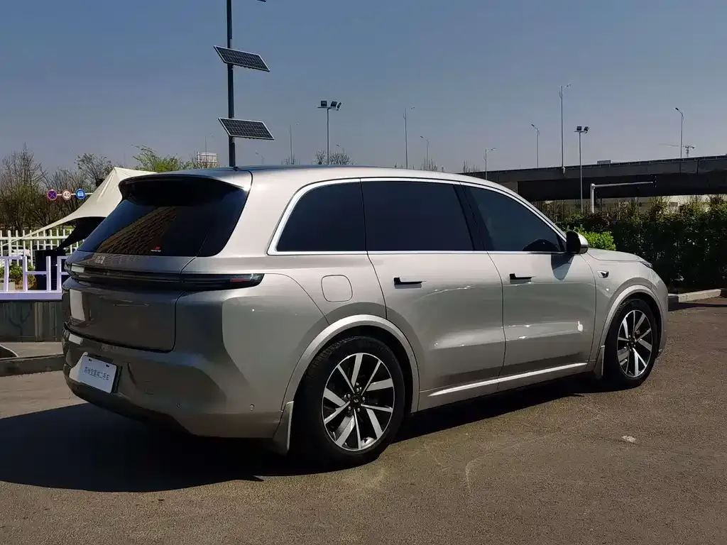 Li Auto L8 2023 из CN, фото 4