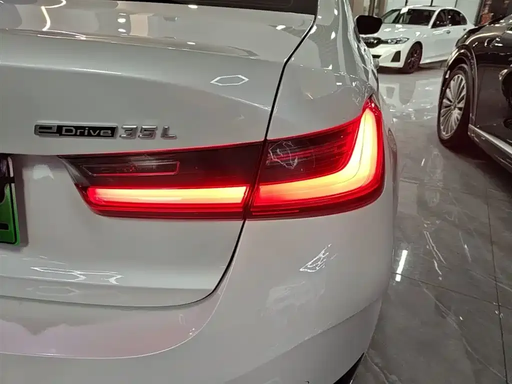 BMW i3 2024 из CN, фото 5