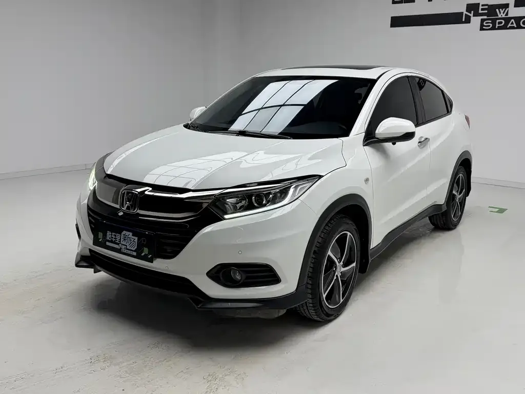 Honda Vezel — фото 1