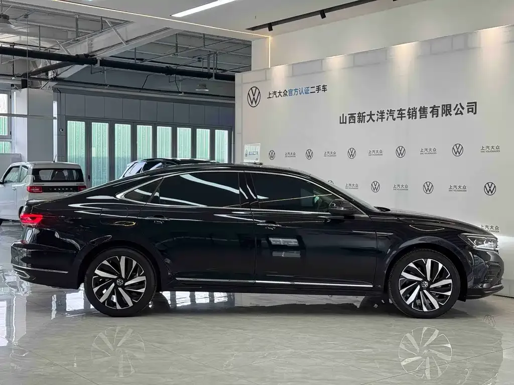 Volkswagen Passat — фото 9