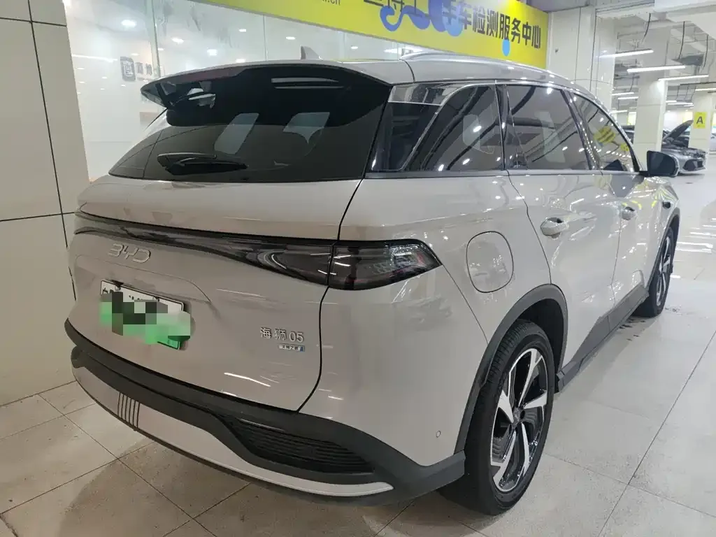 BYD Seal 05 DM-i — фото 7