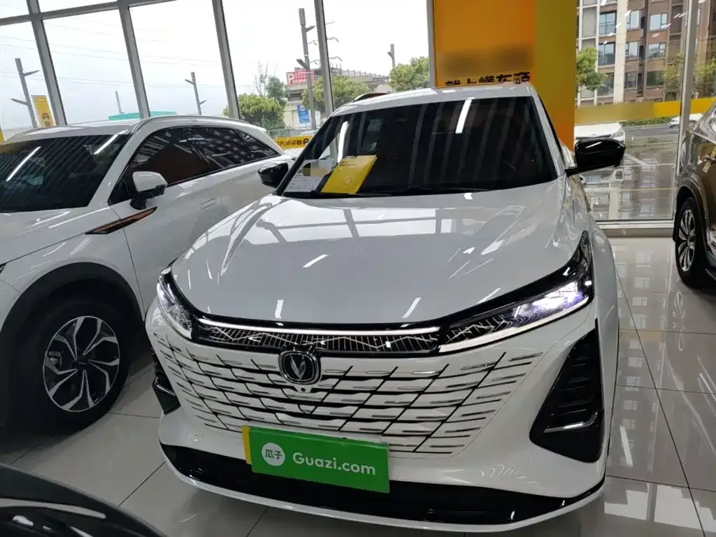 Changan CS75PLUS — фото 9