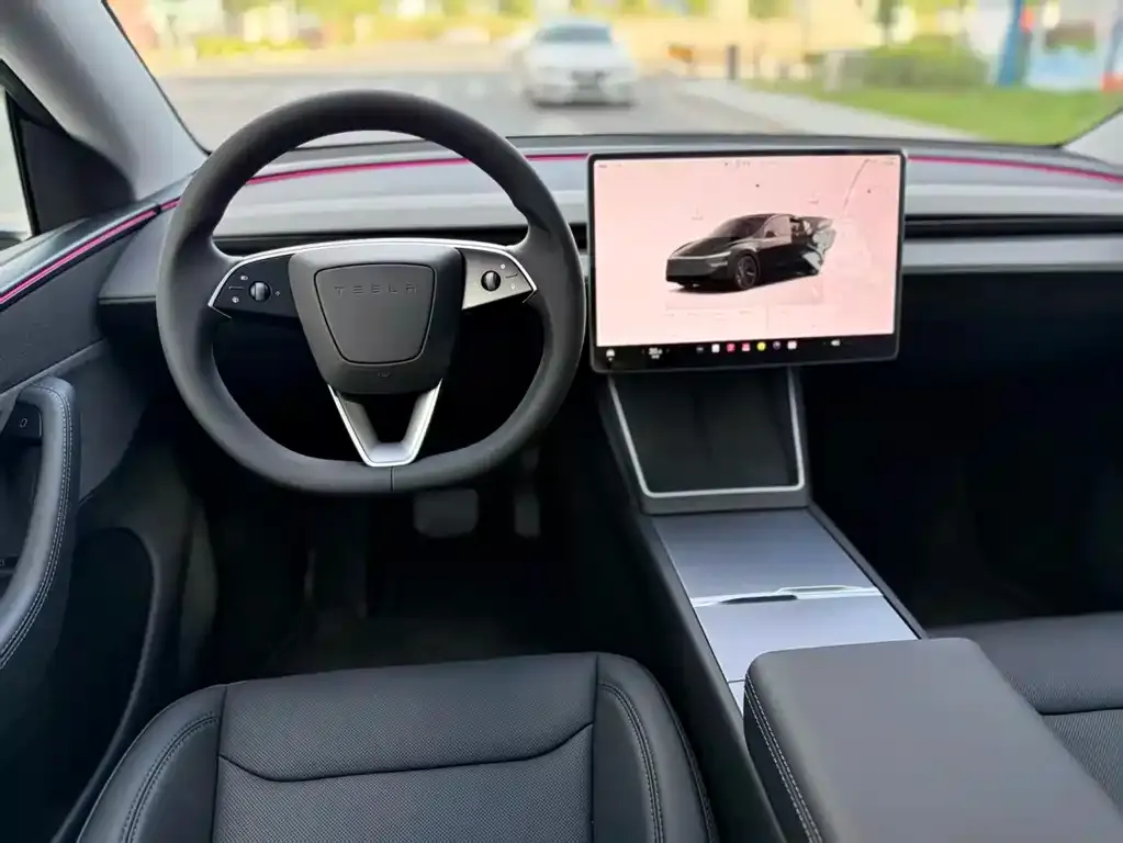 Tesla Model Y 2025 из CN, фото 2