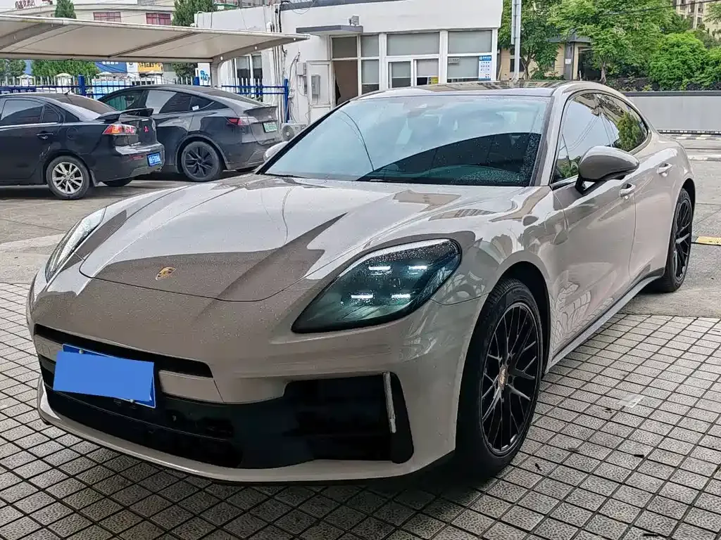 Porsche Panamera 2025 из CN, фото 1