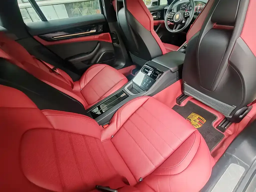 Porsche Panamera 2025 из CN, фото 2