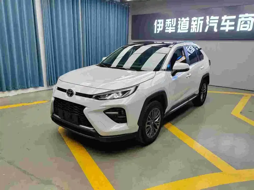 Toyota Wildlander — фото 1