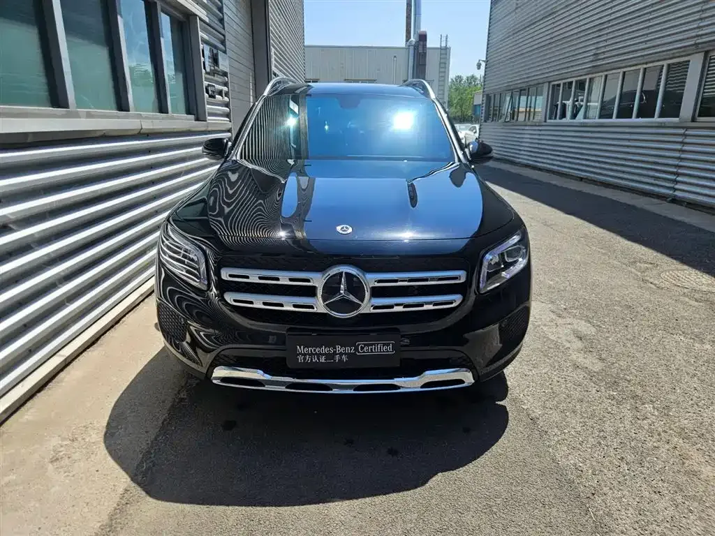 Mercedes-Benz GLB — фото 6