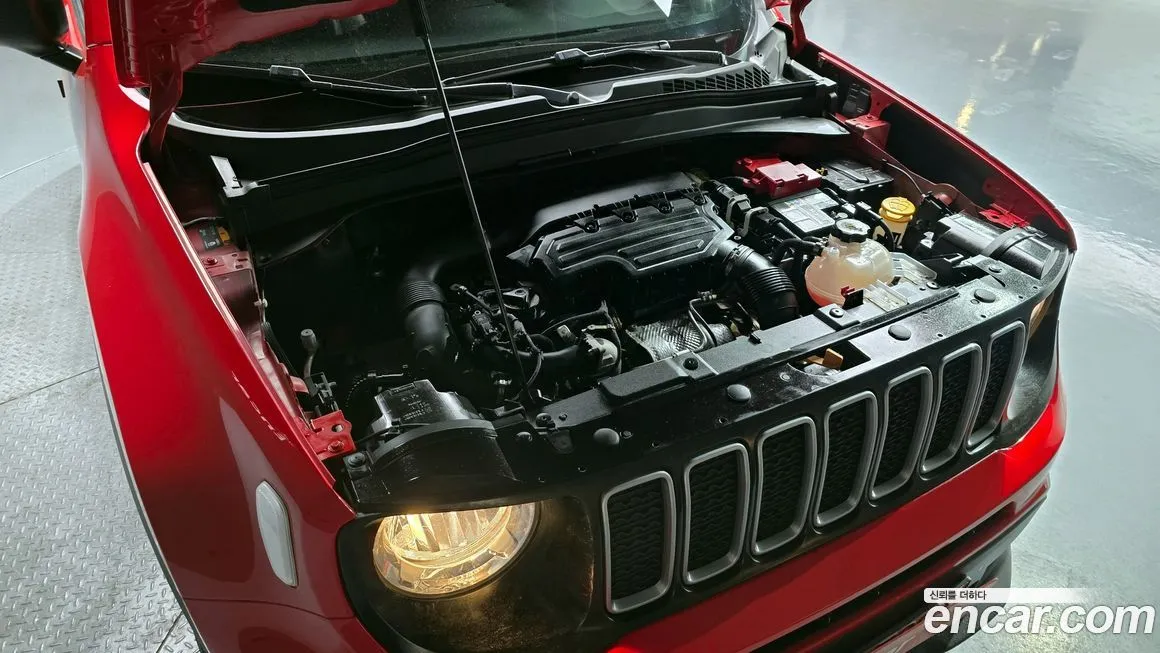 Jeep Renegade 2022 из KR, фото 10
