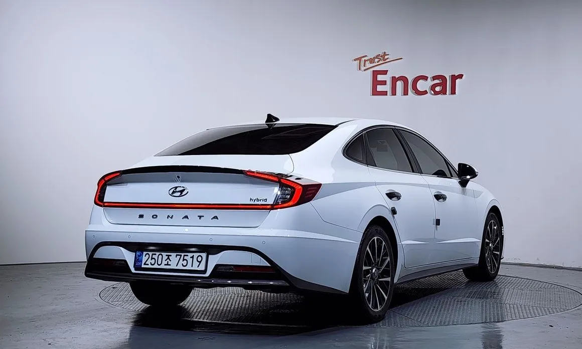 Hyundai Sonata 2023 из KR, фото 2