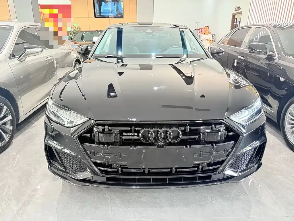 Audi A7L — фото 5