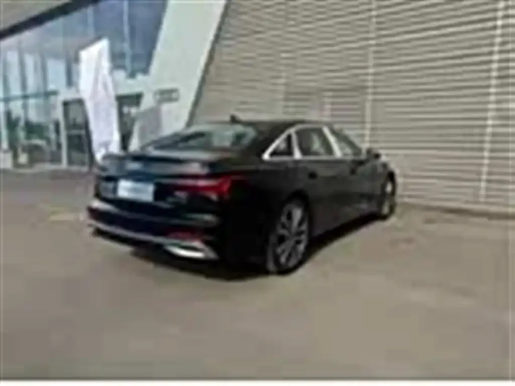 Audi A6L 2025 из CN, фото 5