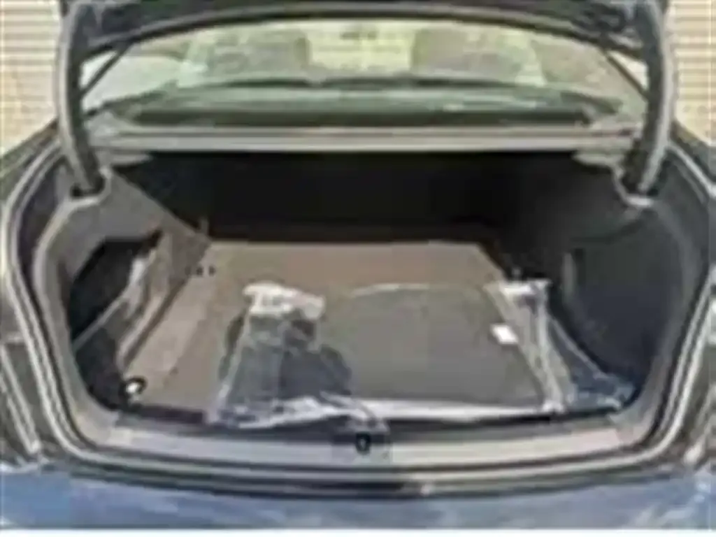 Audi A6L 2025 из CN, фото 8