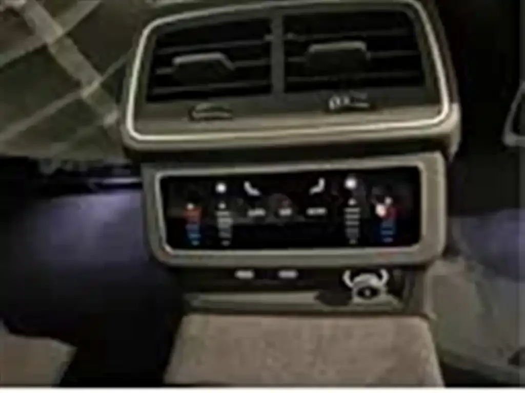 Audi A6L 2025 из CN, фото 2