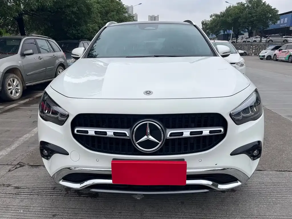 Mercedes-Benz GLA 2024 из CN, фото 2