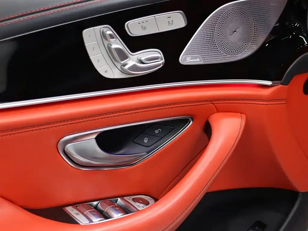 Mercedes-Benz AMG GT — фото 7