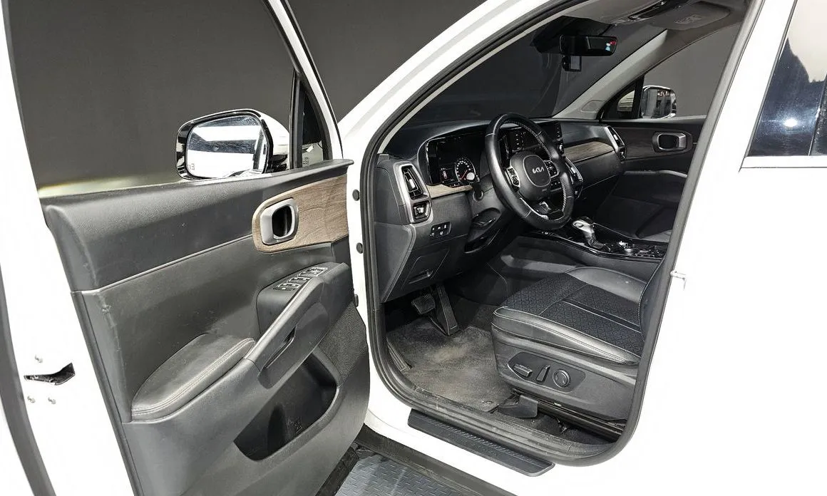 Kia Sorento — фото 5