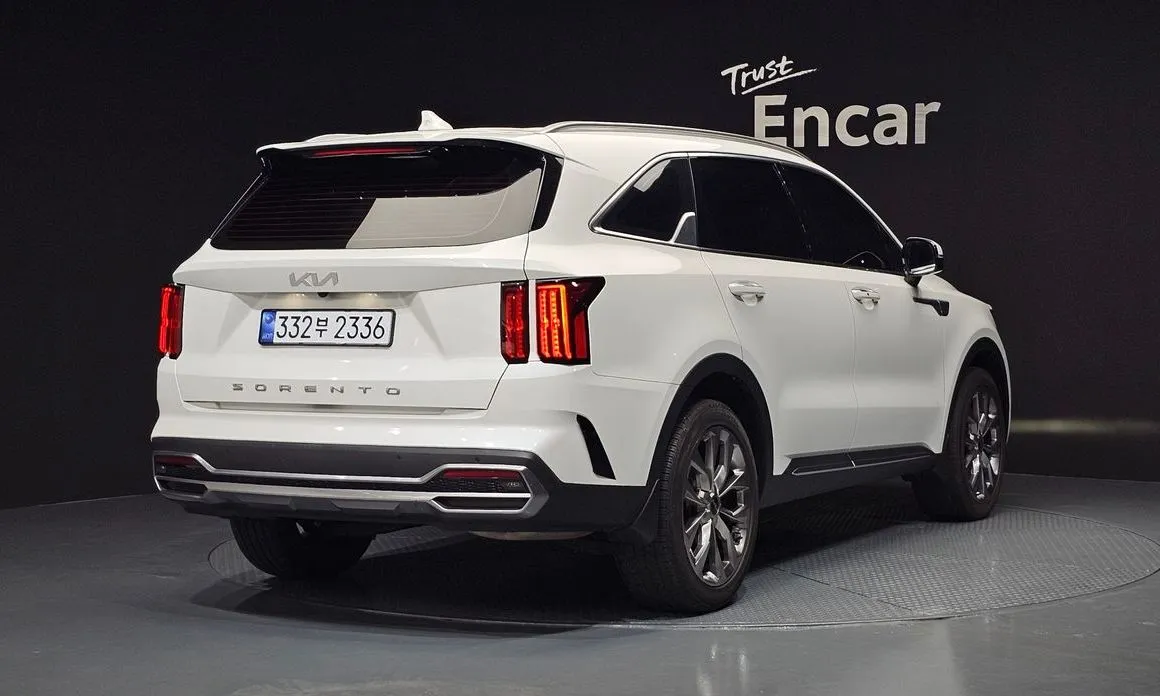 Kia Sorento — фото 4
