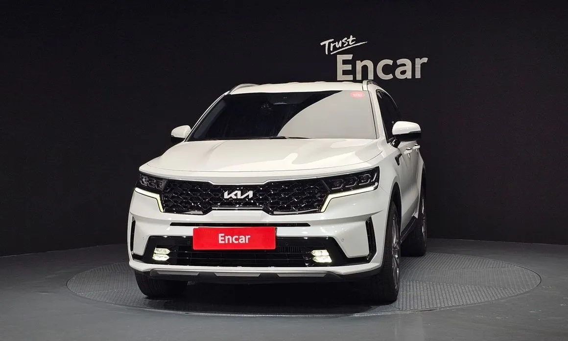Kia Sorento — фото 10