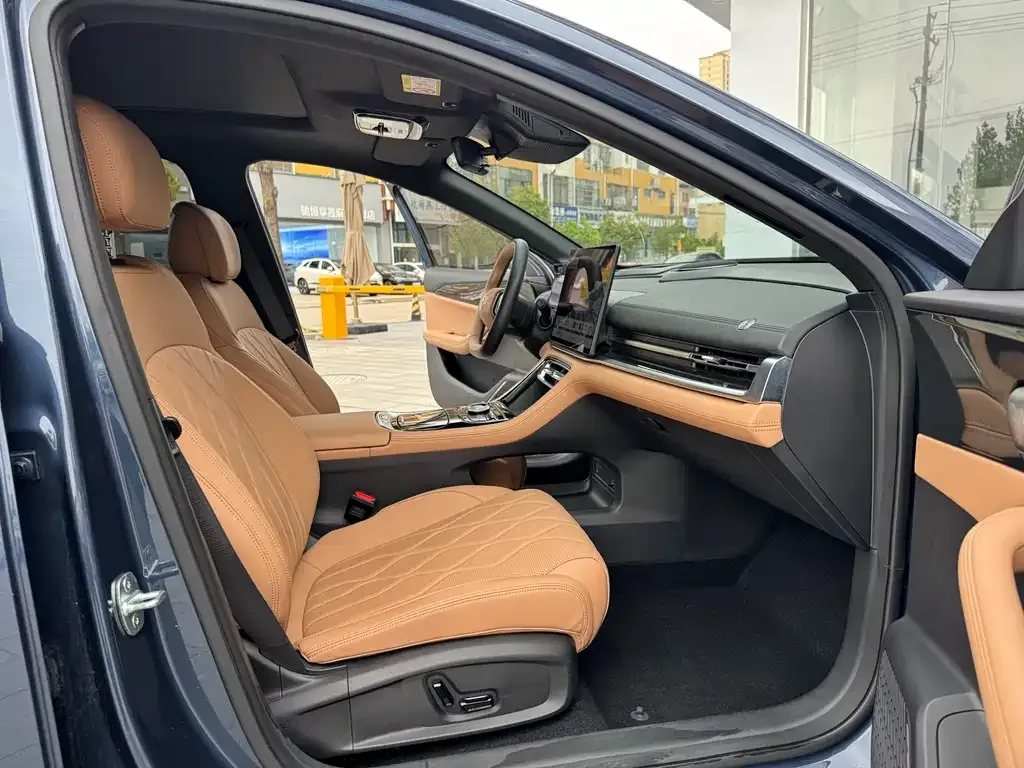 Geely Galaxy A7 — фото 3