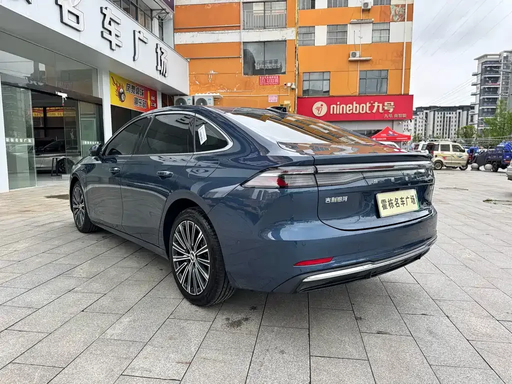 Geely Galaxy A7 — фото 7