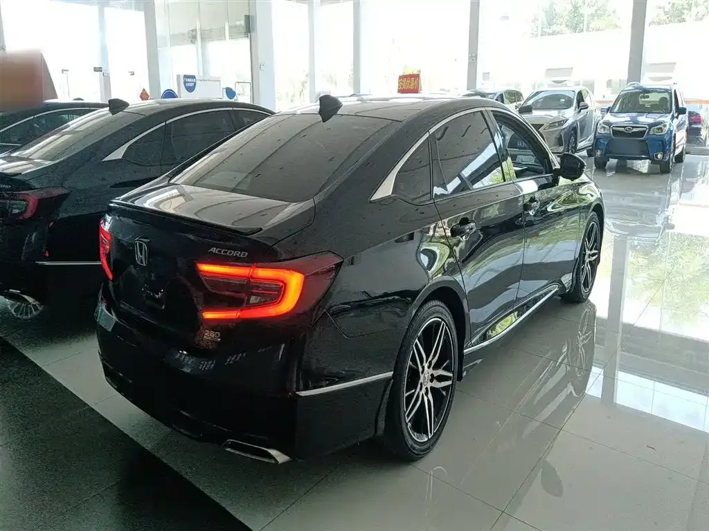 Honda Accord 2023 из CN, фото 3
