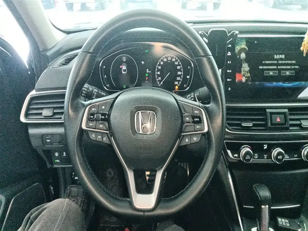 Honda Accord 2023 из CN, фото 10