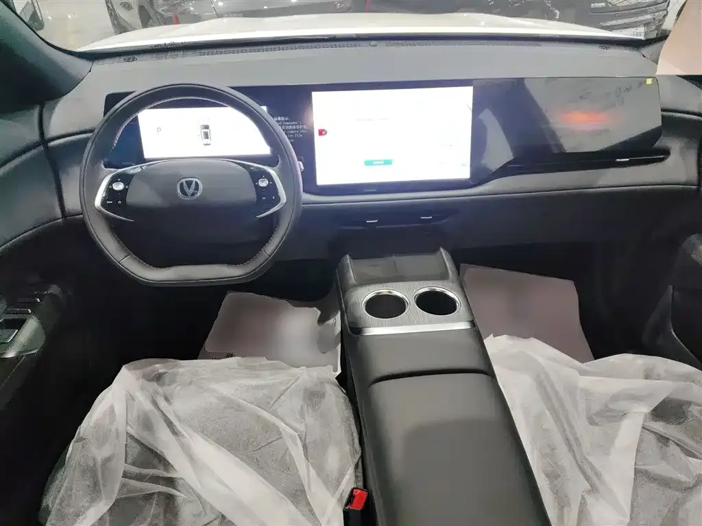 Changan CS75PLUS — фото 10