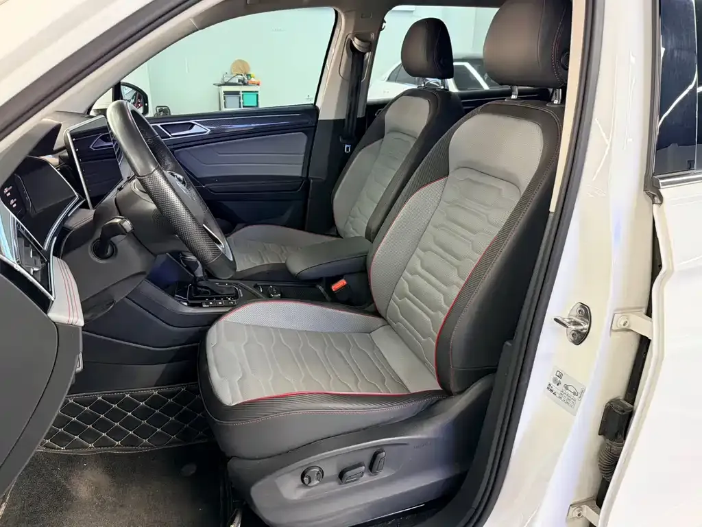 Volkswagen 途观L插电混动 — фото 10