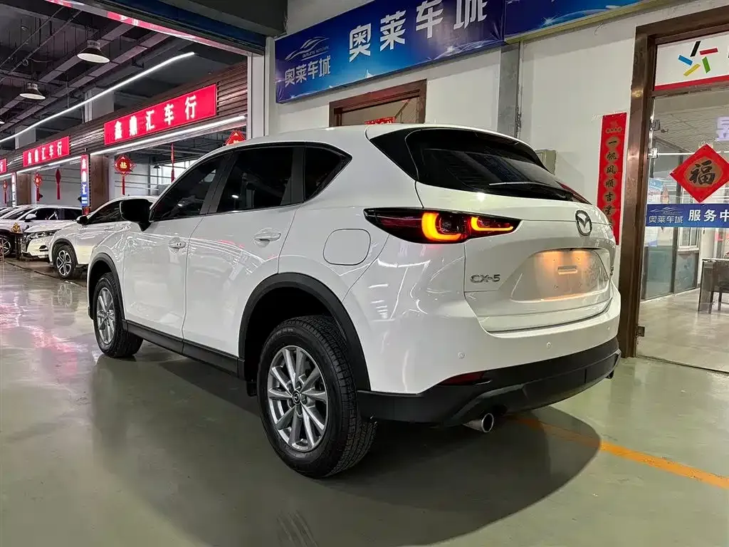 Mazda CX-5 — фото 10