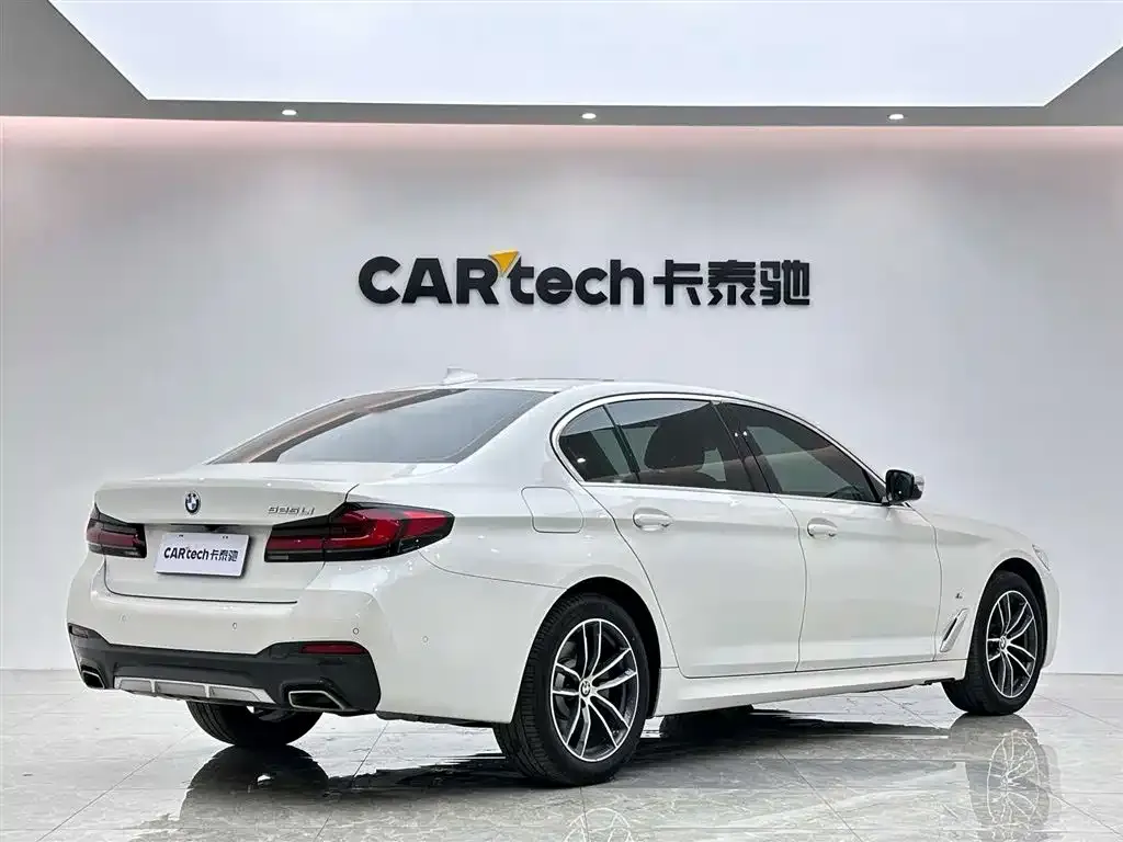 BMW 5 Series — фото 3
