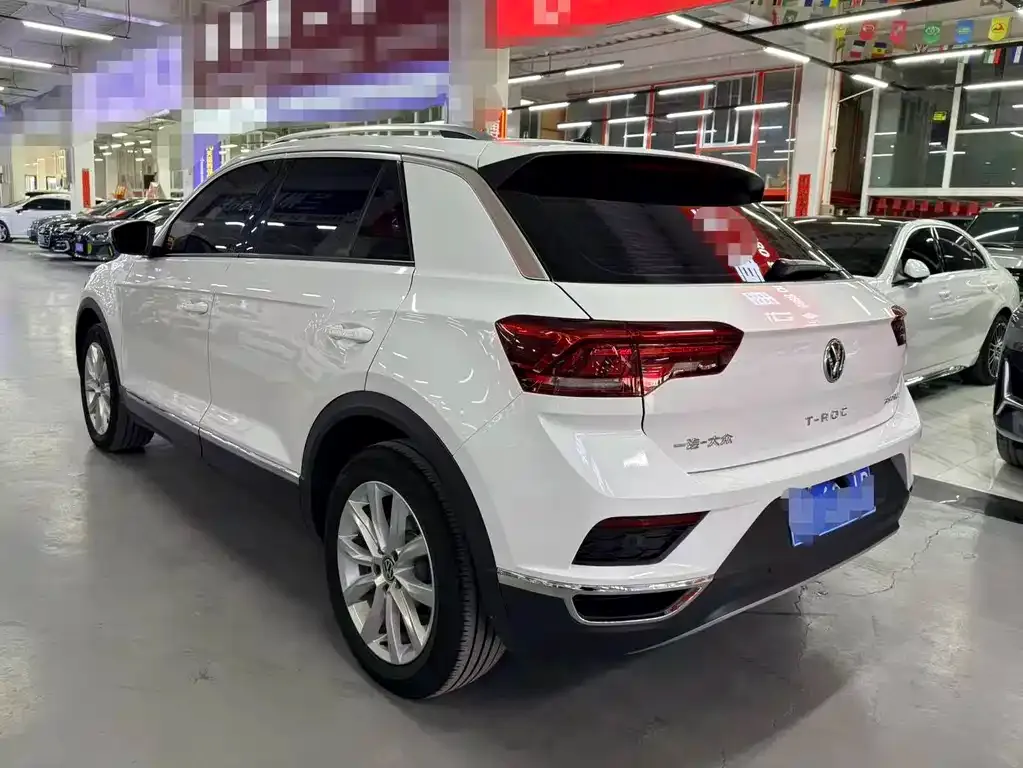 Volkswagen T-Roc 2021 из CN, фото 2