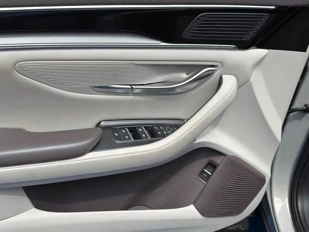 BYD PLUS New Energy 2025 из CN, фото 10