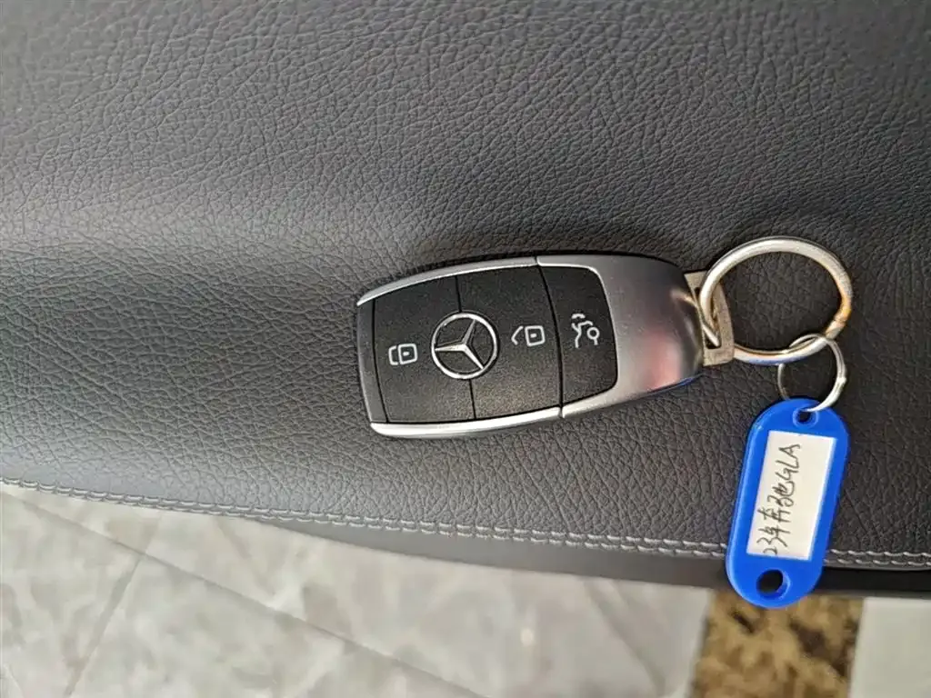 Mercedes-Benz GLA 2023 из CN, фото 2