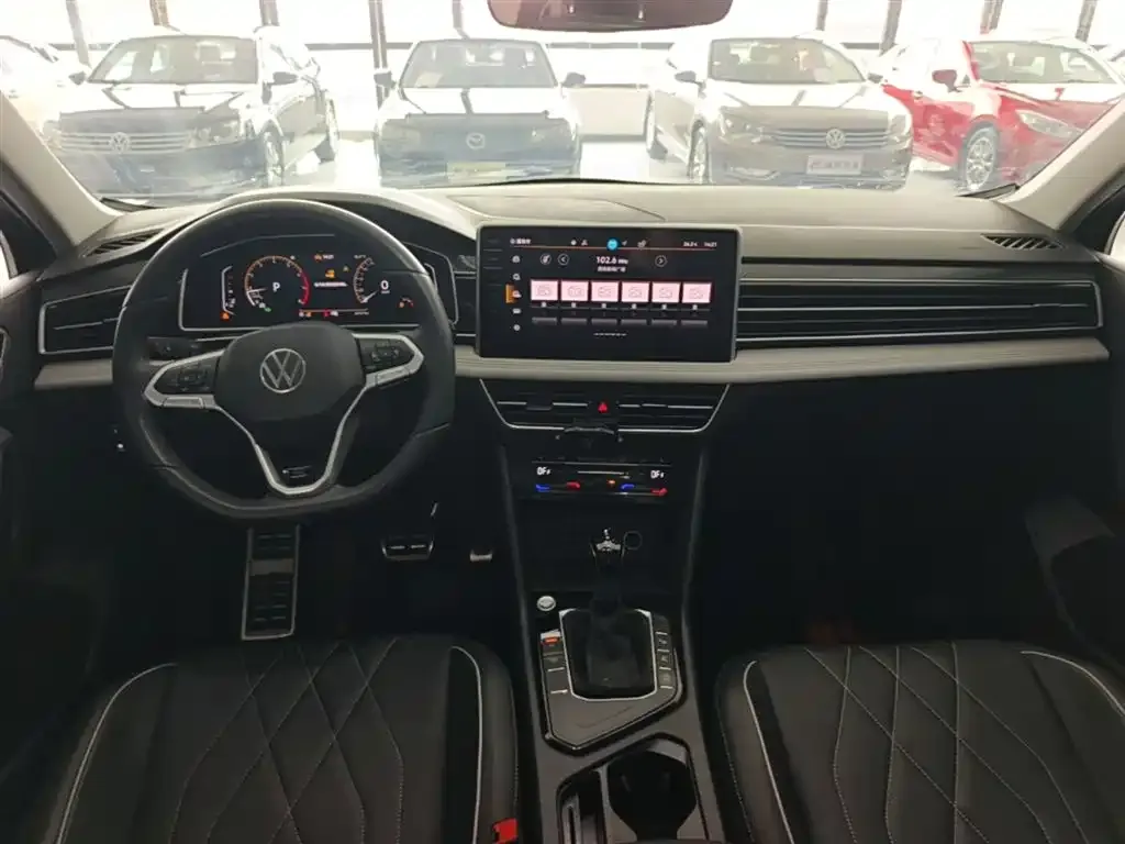 Volkswagen Tiguan L 2024 из CN, фото 8
