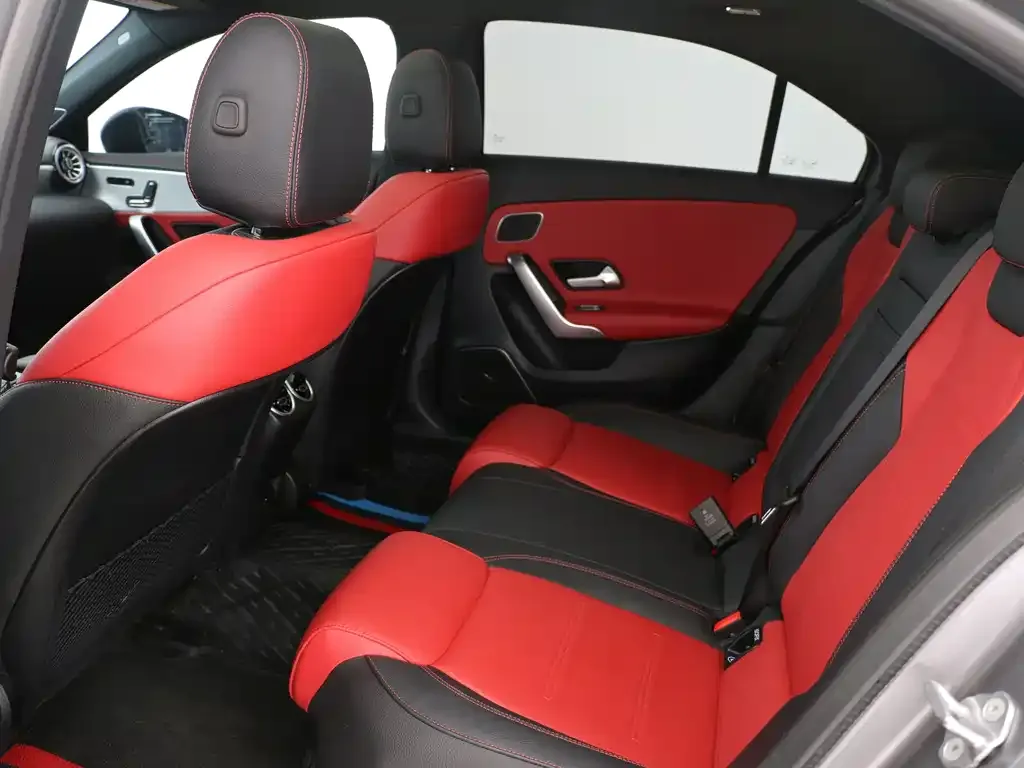 Mercedes-Benz A-Class AMG — фото 6