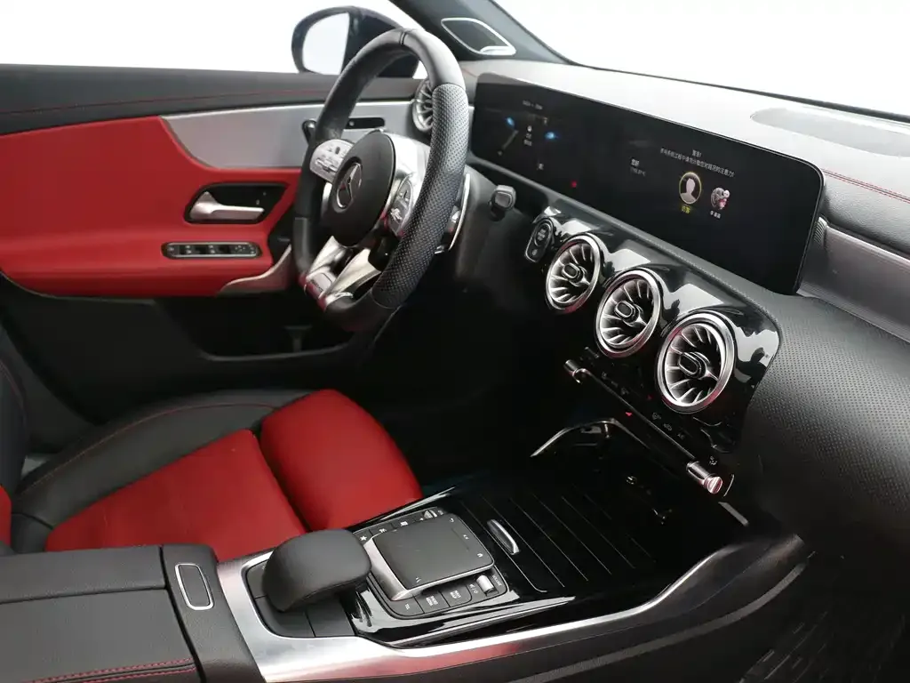 Mercedes-Benz A-Class AMG — фото 10