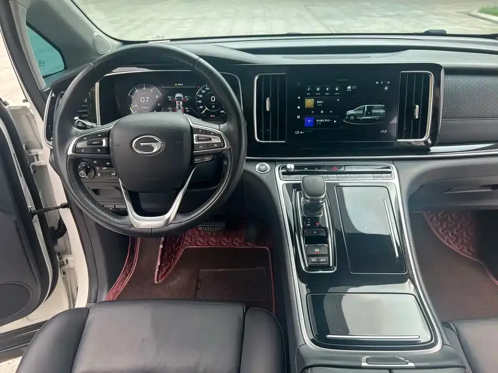 GAC Motor Trumpchi M8 — фото 2