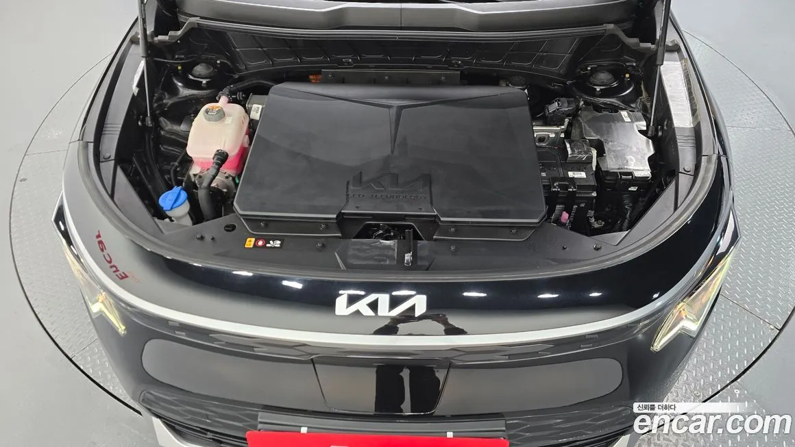 Kia Niro — фото 10