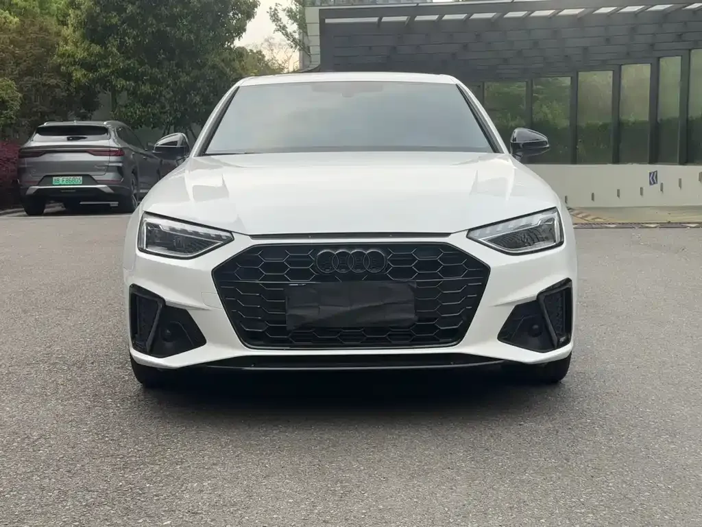 Audi A4L 2024 из CN, фото 6