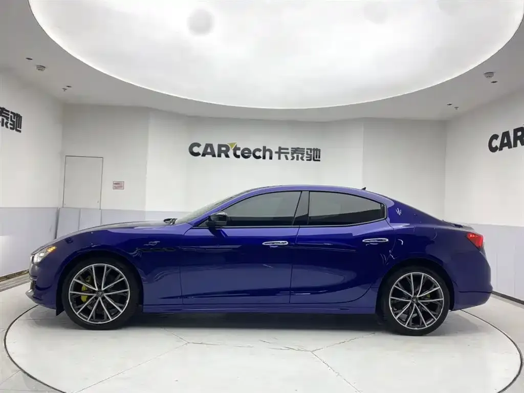 Maserati Ghibli 2022 из CN, фото 2