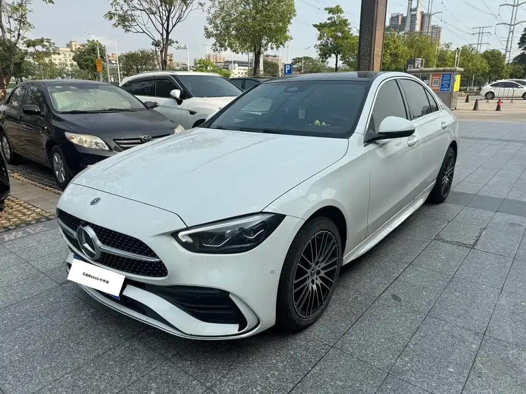 Mercedes-Benz C-Class — фото 1