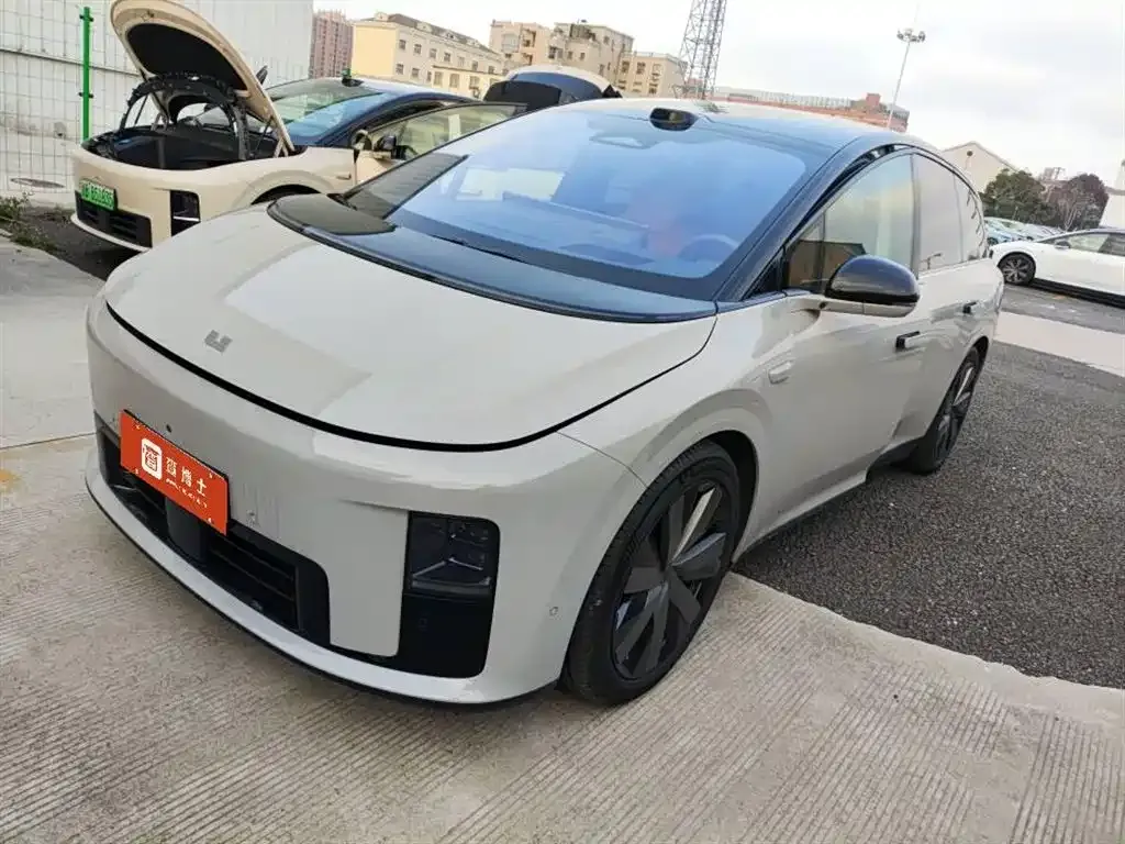 Li Auto i8 2025 из CN, фото 1