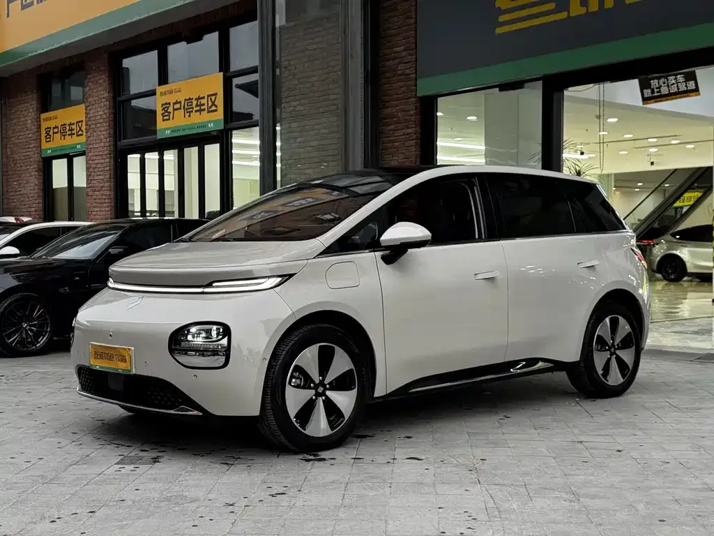 Baojun Yunduo 2024 из CN, фото 7