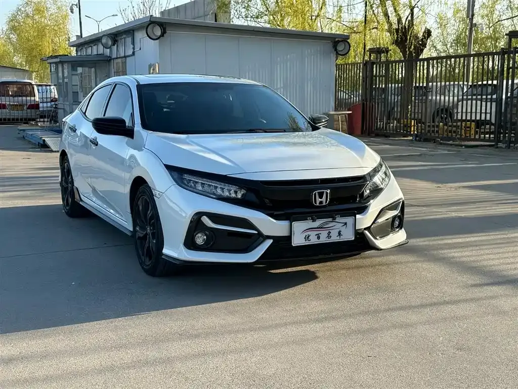 Honda Civic — фото 10