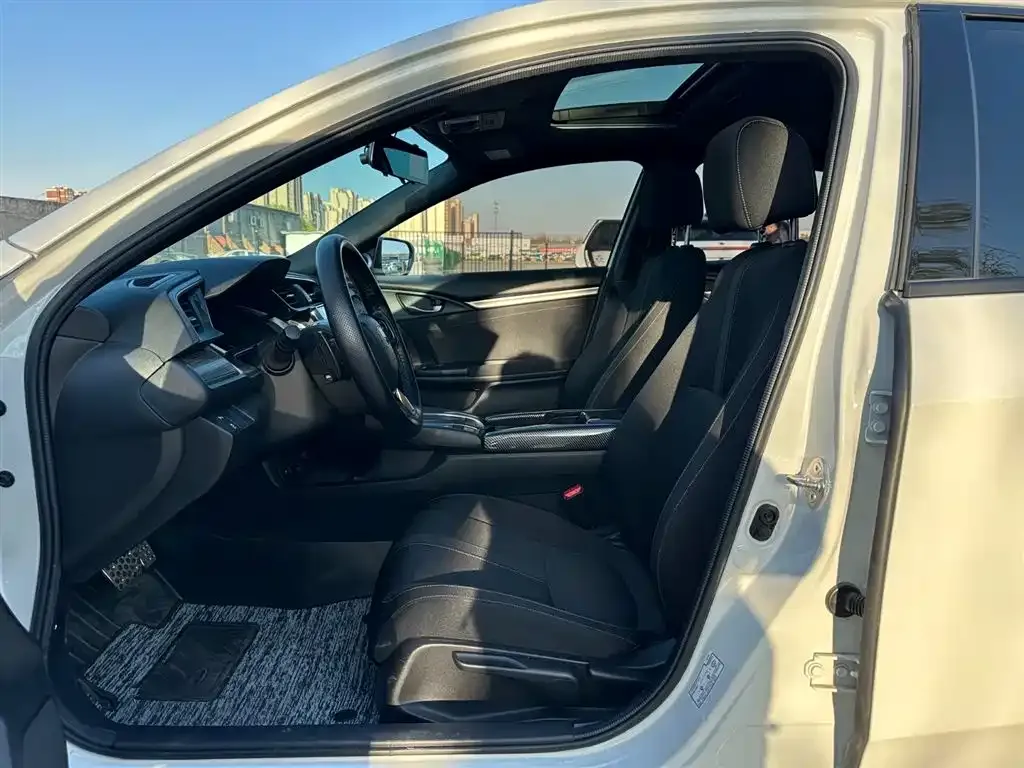 Honda Civic — фото 6