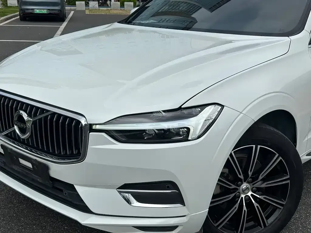 Volvo XC60 2021 из CN, фото 3