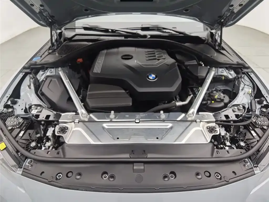 BMW 4 Series 2024 из CN, фото 8