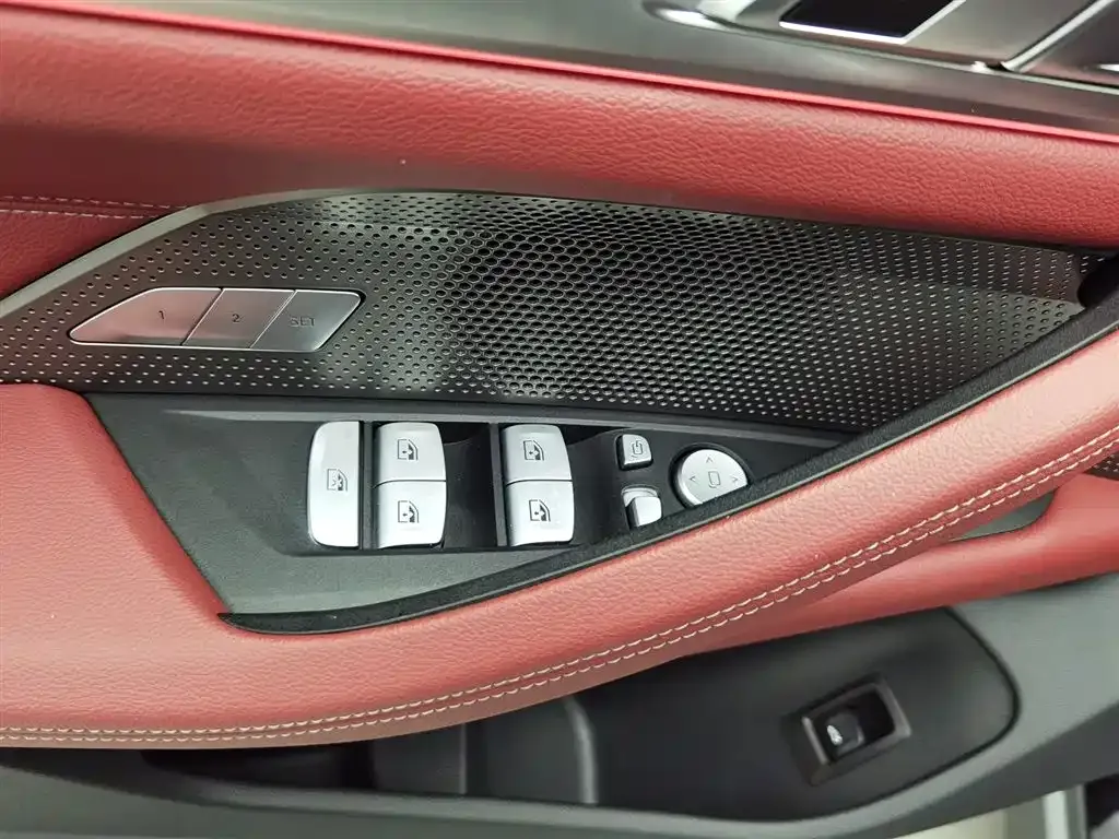 BMW 4 Series 2024 из CN, фото 10