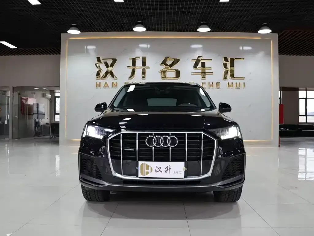 Audi Q7 2021 из CN, фото 8