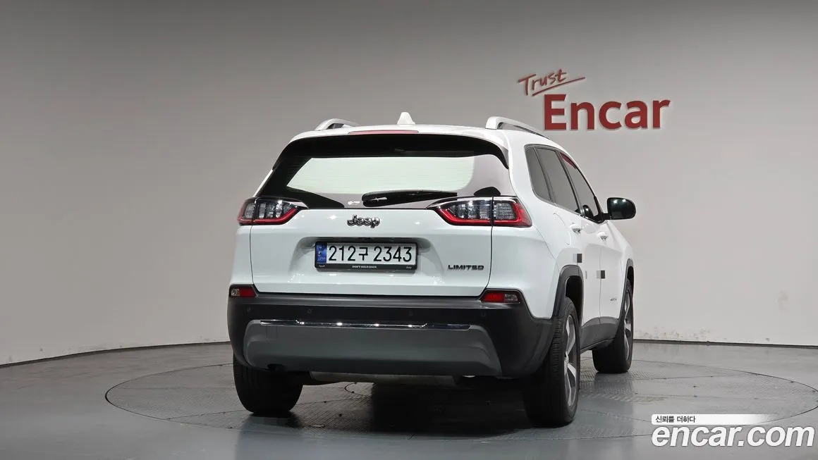 Jeep Cherokee 2021 из KR, фото 2